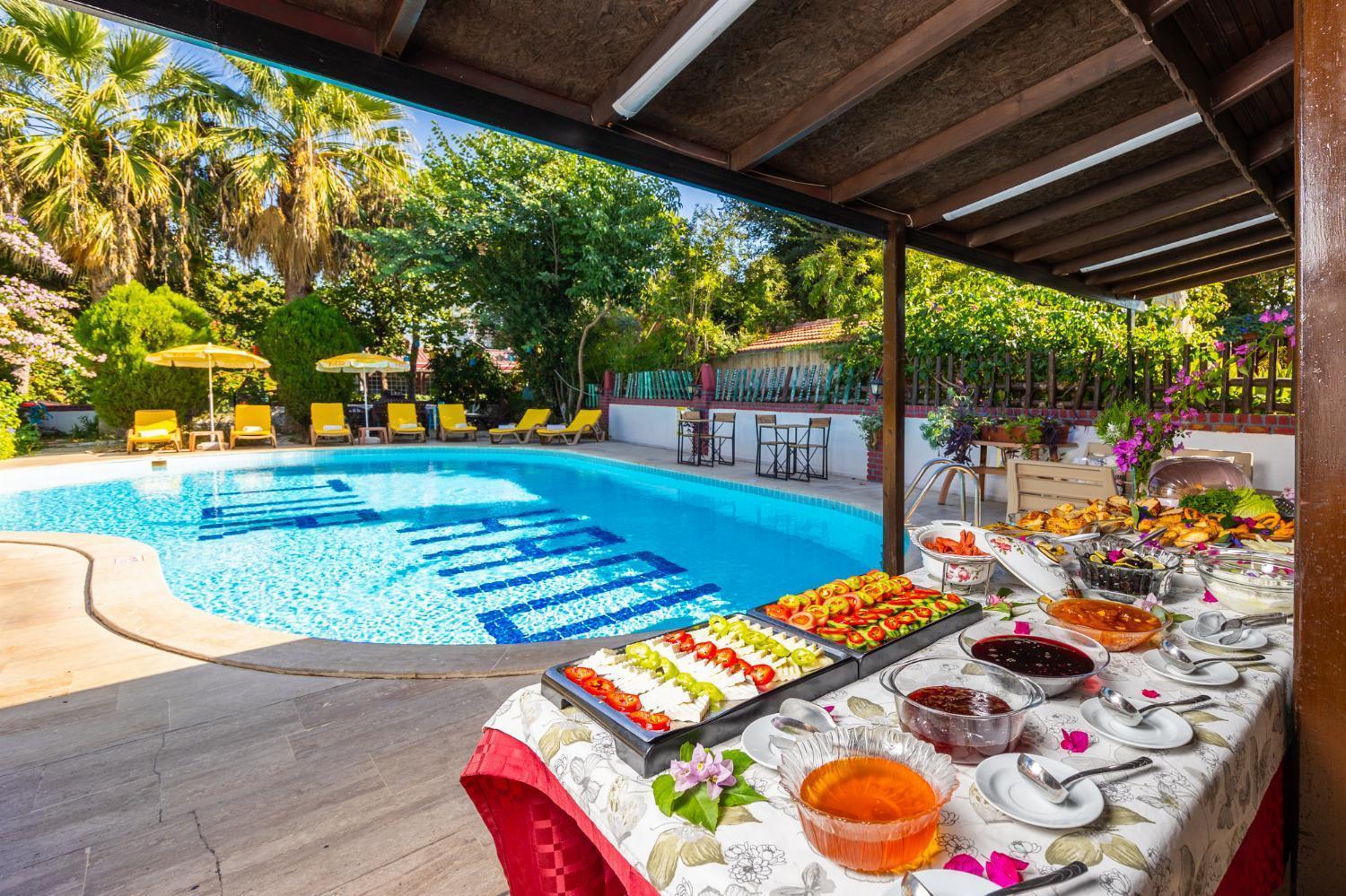Garden Bloom Hotel Dalyan Exterior foto